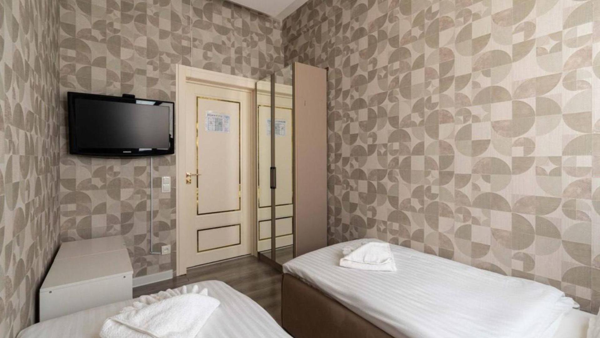Istanbul Hotel Ташкент Екстериор снимка