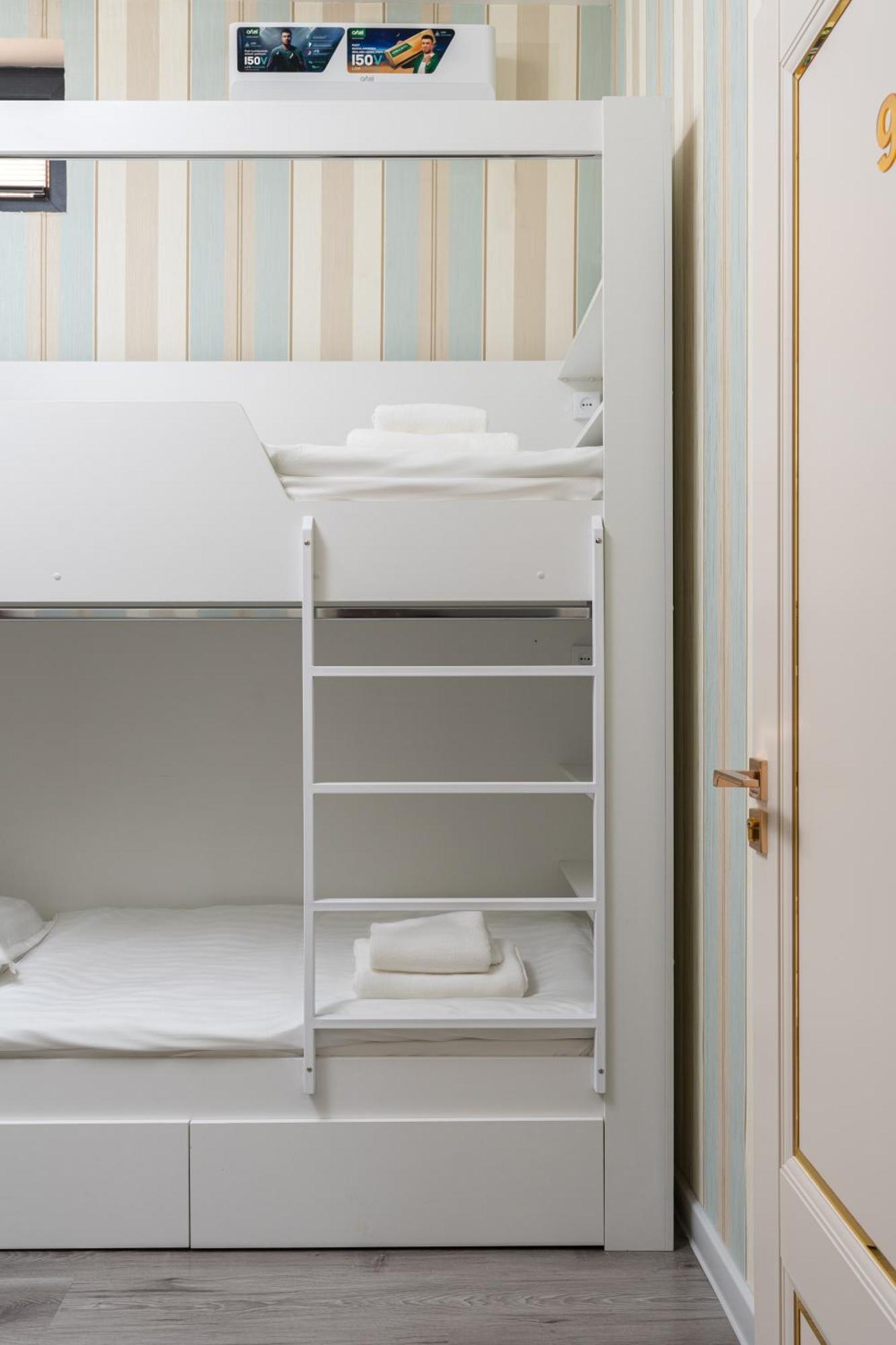 Istanbul Hotel Ташкент Екстериор снимка